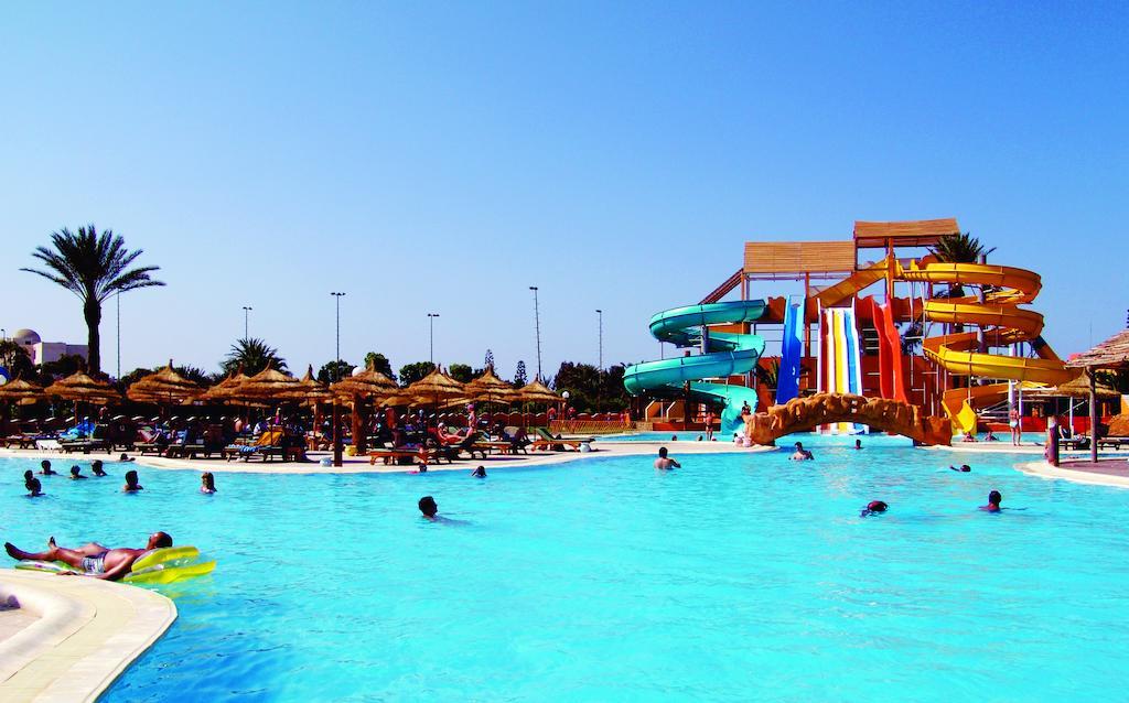 Отель Caribbean World Монастир Экстерьер фото